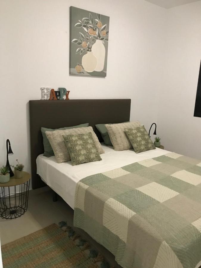 Villa Birdie 菲内斯特拉特 外观 照片